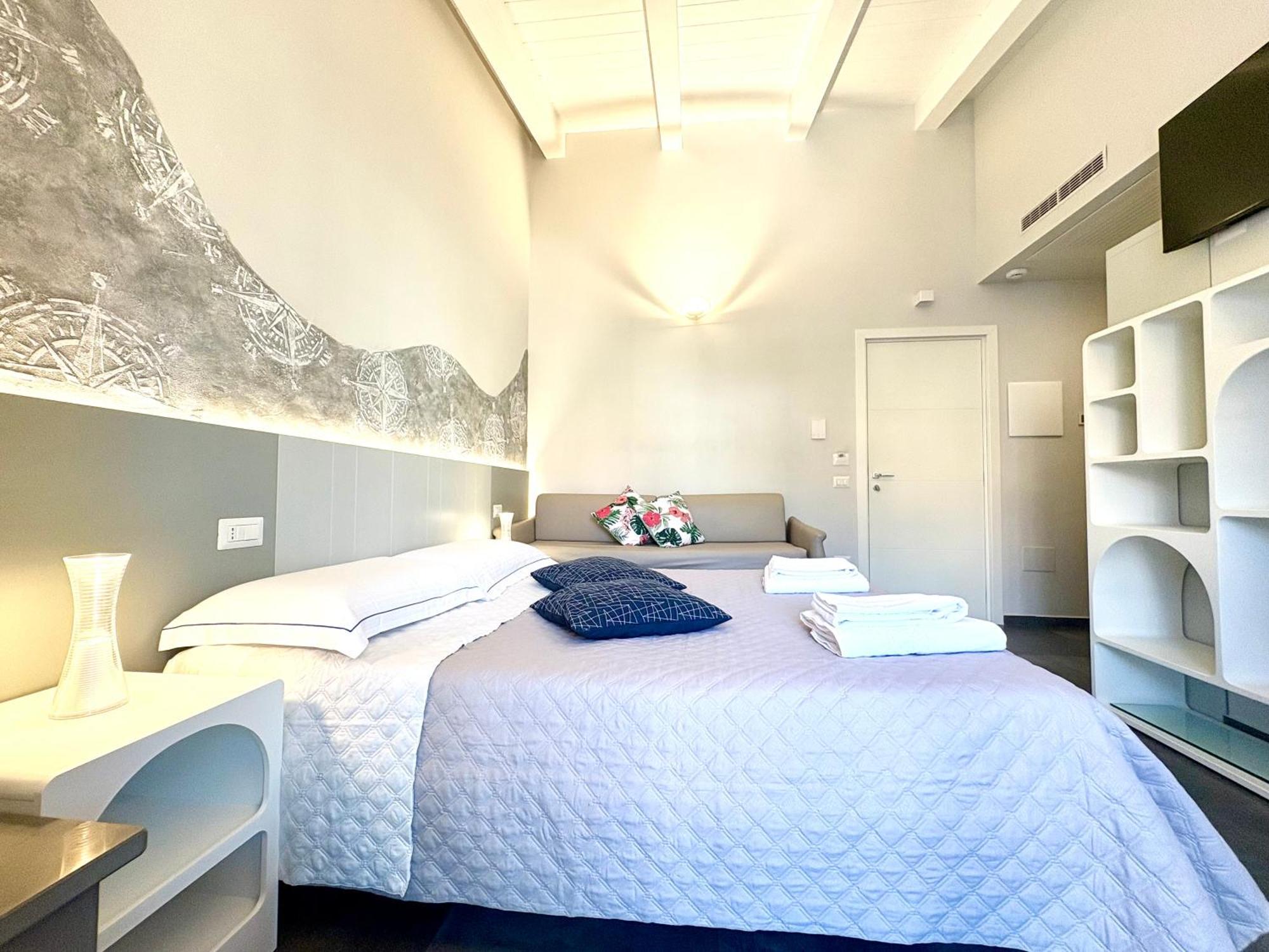 Jevi Stars Rooms トロペーア エクステリア 写真